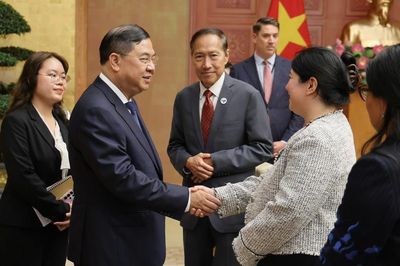 Phó Thủ tướng Thường trực Chính phủ Phạm Gia Túc làm việc với các doanh nghiệp Hoa Kỳ