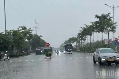 Thời tiết ngày 17/7: Mưa rào và dông ở nhiều nơi trên cả nước, có nơi mưa rất to