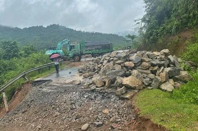 Bộ Xây dựng khẩn trương triển khai phương án ứng phó mưa lớn, nguy cơ sạt lở đất