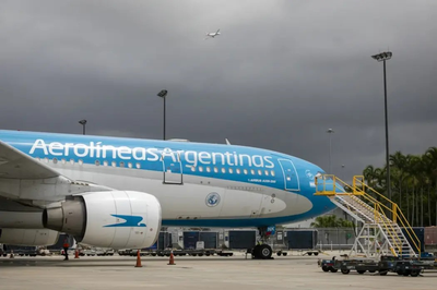 Chung kết World Cup 2026: Người Argentina 'tranh giành' vé máy bay đến Mỹ