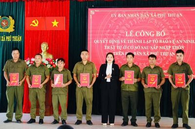Xã Phú Thuận thành lập mới 14 Tổ bảo vệ an ninh, trật tự ở cơ sở
