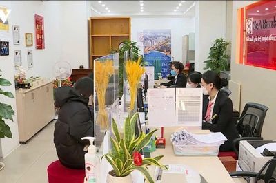 [VIDEO] Lãi vay lên 15%/năm, doanh nghiệp TPHCM ngạt thở vì chi phí vốn