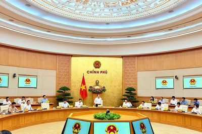 Phát triển Đại học Quốc gia Hà Nội thành tổ hợp chiến lược về tri thức