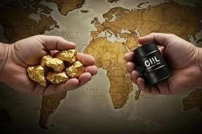 Giá dầu vọt tăng, vàng bạc bị bán tháo
