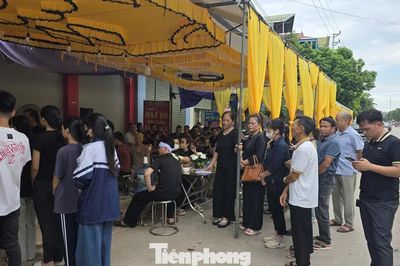 Vụ lật xe khách trên cao tốc: Xót xa tuyến phố có 5 đám tang