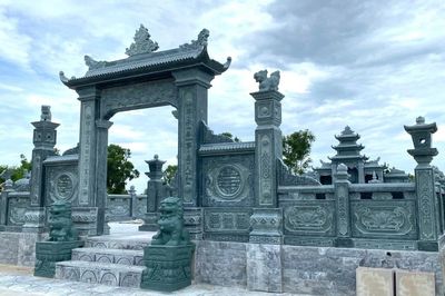 Xôn xao lăng mộ 'khủng' xuất hiện trên khu đất trồng cây lâu năm ở Nghệ An