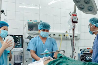 Mổ cấp cứu nạn nhân vụ tai nạn cao tốc Pháp Vân - Cầu Giẽ làm 4 người tử vong