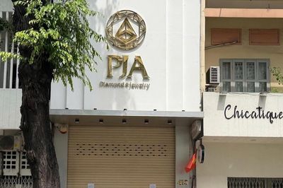 Cửa hàng kim cương bất ngờ đóng cửa, khách hàng lo kẹt tài sản hàng tỷ đồng