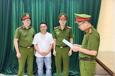 Phát hiện cơ sở sản xuất, kinh doanh xe điện 'độ' trái quy định