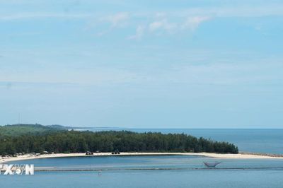 Huế phát triển trục du lịch từ đầm phá ven biển