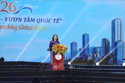 Phó Chủ tịch nước Võ Thị Ánh Xuân dự khai mạc Festival biển Khánh Hòa