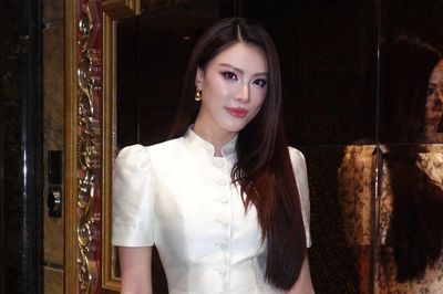 Á hậu Kim Duyên khoe thần thái sang trọng trong thiết kế trắng tinh khôi