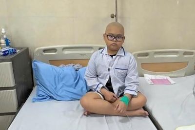 Hơn 143 triệu đồng hỗ trợ cậu học trò lớp 4 mắc hai bệnh ung thư