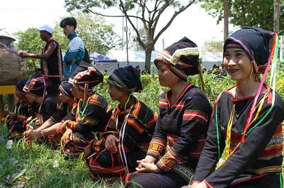 Ngày hội Văn hóa các dân tộc thiểu số và Phiên chợ nông sản tại Phú Túc