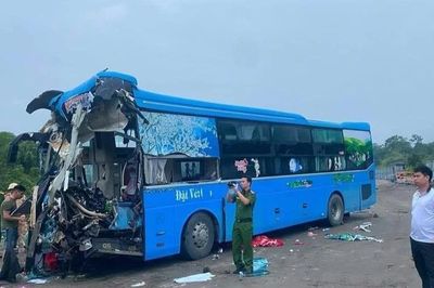 Tai nạn trên cao tốc Nội Bài - Lào Cai: 1 người tử vong, 5 người bị thương