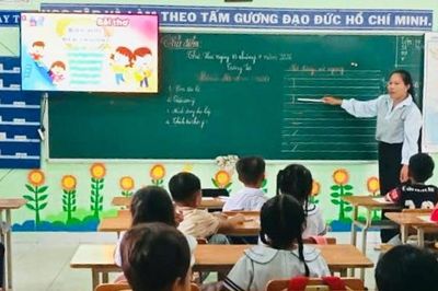 Bắt nhịp với tiếng Việt trước ngày khai trường