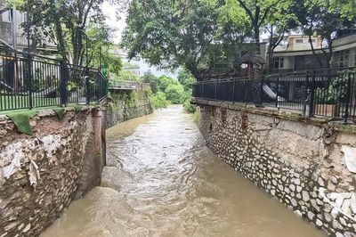 Đã tháo dỡ công trình vi phạm trên suối Làng Đanh