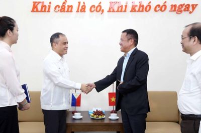 Philippines cảm ơn Việt Nam hỗ trợ kịp thời 2.000 tấn gạo dự trữ quốc gia