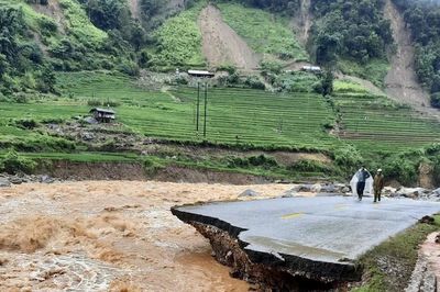 Dự báo thời tiết ngày 17/7: Mưa dông bao trùm nhiều khu vực Bắc Bộ