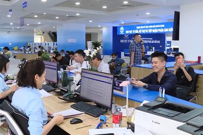 Nâng cao hiệu quả quản trị, phục vụ nhân dân tốt hơn