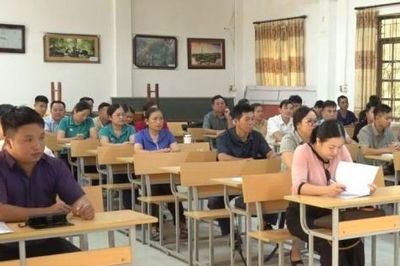49 học viên hoàn thành lớp bồi dưỡng nghiệp vụ công tác Đảng