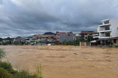 Chủ động ứng phó với mưa lớn, lũ, ngập lụt, lũ quét, sạt lở đất, lốc, sét