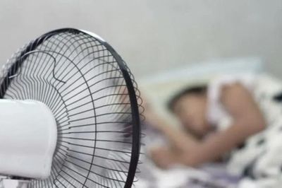 Thói quen bật quạt suốt đêm có thể gây hại nếu bạn bỏ qua 4 điều này