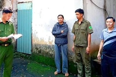 Tạm giữ 4 đối tượng dàn dựng vở kịch 'mua bán dâm' để cưỡng đoạt tài sản
