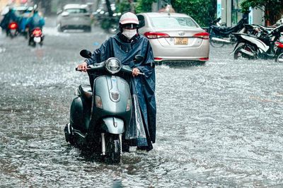Tin mới nhất đợt mưa lớn ở miền Bắc và dự báo thời tiết Hà Nội 10 ngày tới