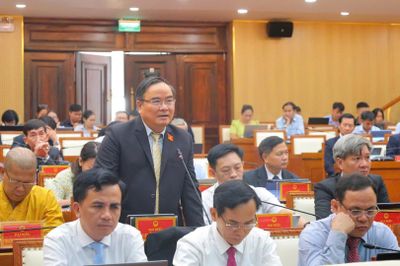 HĐND Quảng Ngãi chất vấn loạt dự án trọng điểm chậm triển khai