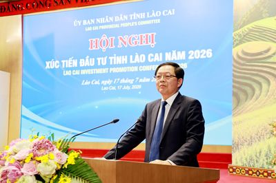 Lào Cai trao Quyết định chấp thuận chủ trương đầu tư cho 24 dự án