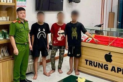Quen qua mạng, ba thiếu niên rủ nhau trộm 16 điện thoại và hơn 40 triệu đồng