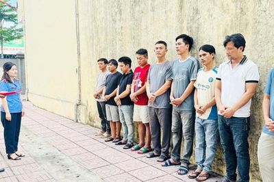 Hà Tĩnh phá đường dây cá độ bóng đá hơn 200 tỷ đồng