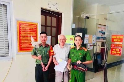 Tiếp nhận gần 100 viên đạn từ công dân giao nộp