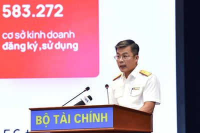 Ngành Thuế: Chủ động cảnh báo, hỗ trợ từ sớm, từ xa