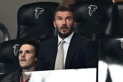 Beckham lại bị la ó