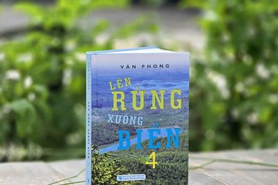Giao lưu ra mắt sách 'Lên rừng xuống biển 4'