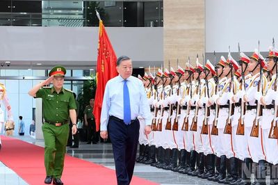 [Ảnh] Tổng Bí thư, Chủ tịch nước Tô Lâm dự Gặp mặt kỷ niệm 64 năm Ngày truyền thống lực lượng Cảnh sát nhân dân