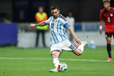 8 kỷ lục mà Messi có thể phá vỡ
