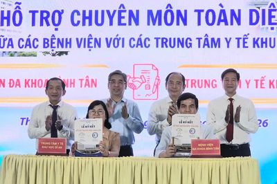 Phó Bí thư Thành ủy TPHCM Nguyễn Phước Lộc: Đảm bảo người dân được tiếp cận dịch vụ y tế chất lượng, công bằng và thuận lợi