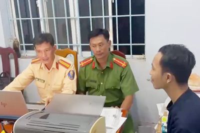 Phát hiện, tạm giữ nhiều xe mô tô, xe gắn máy độ, chế tại An Giang