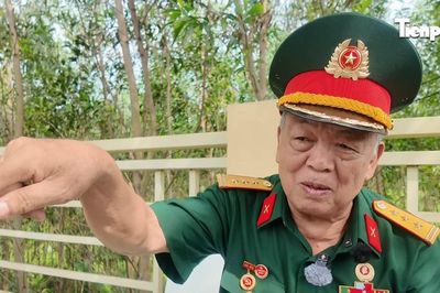 Nhân chứng 80 tuổi kể trận bom vùi lấp hàng chục chiến sĩ ở hang Đá Sập