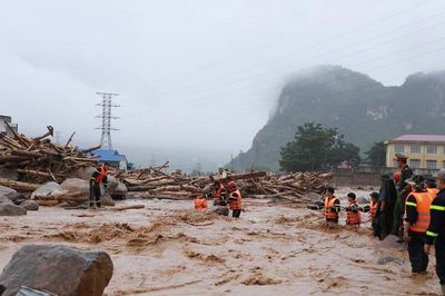 Thời tiết ngày 18/7: Bắc Bộ vẫn mưa lớn, nhiều nơi có nguy cơ lũ quét, sạt lở