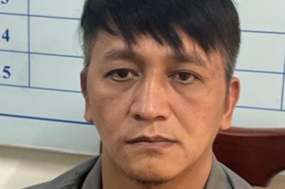 Bắt khẩn cấp gã trai dùng kéo tấn công người tình tử vong