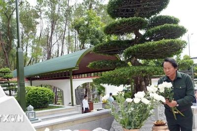 Tri ân các anh hùng liệt sỹ thanh niên xung phong tại Ngã ba Đồng Lộc