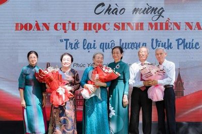 Còn sức là còn cùng nhau làm những việc có ích cho xã hội