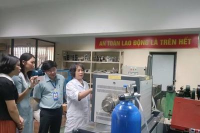 Biến bụi lò luyện thép thành tài nguyên bằng công nghệ vi sóng