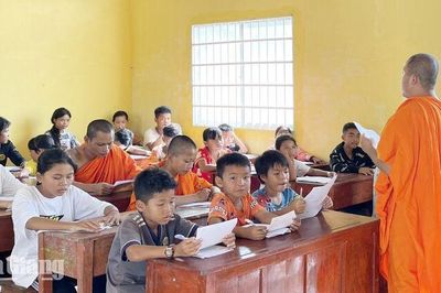 Chính sách mới tiếp sức người giữ chữ Khmer