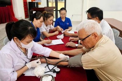 Bắc Ninh: Khám, cấp thuốc miễn phí cho 115 thương binh, bệnh binh tại phường Thuận Thành