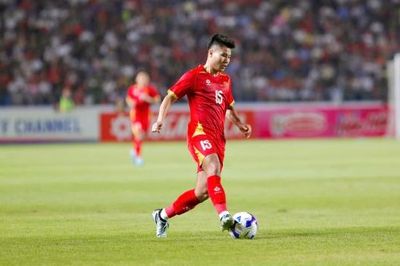 Đội tuyển Việt Nam 4-0 Myanmar: Thời của 'máy tạt bóng' Trương Tiến Anh